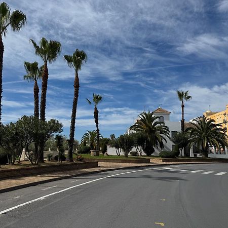 Tolles Ferienhaus Mit Sonnenterrasse Direkt Am Meer Isla Cristina Exteriör bild